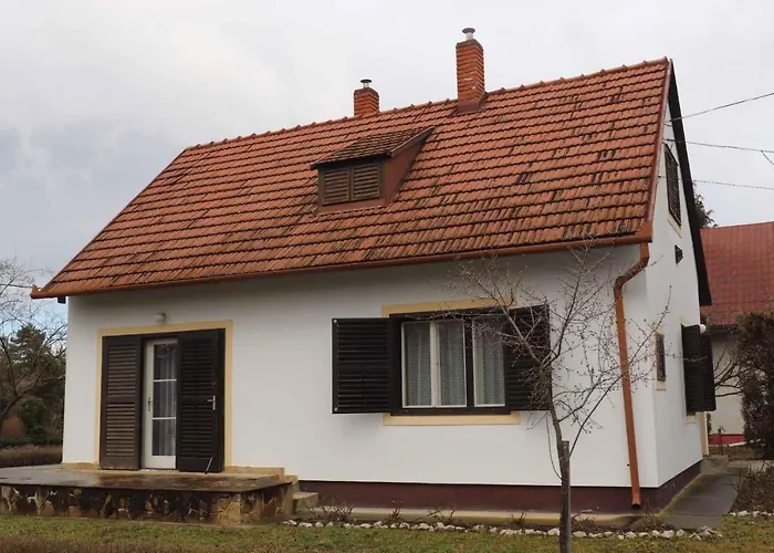 - Balaton 20304 * Vonyarcvashegy